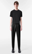 Laden Sie das Bild in den Galerie-Viewer, DRYKORN CHASEY DRYNAMIC BLACK