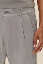Laden Sie das Bild in den Galerie-Viewer, DRYKORN CHASEY BAUMWOLL-TWILL GREY