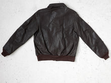 Laden Sie das Bild in den Galerie-Viewer, AVI LEATHER A-2 HERITAGE LEATHER JACKET SEAL BROWN
